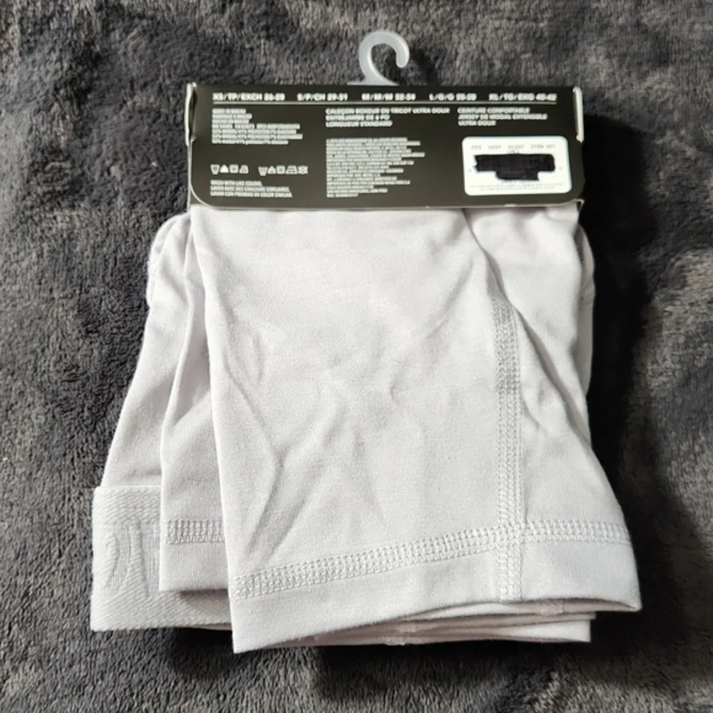 American Eagle Silver Boxer Brief - Picture 2 of 3